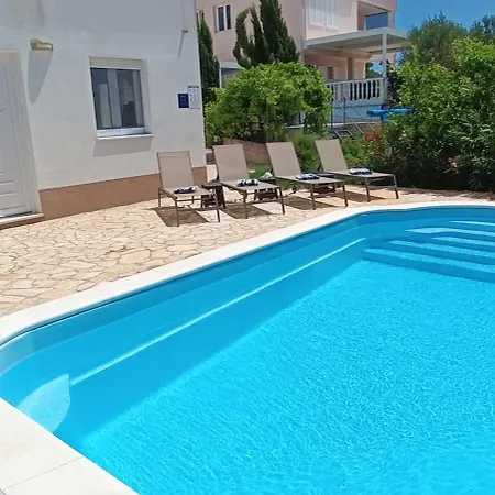 Capital Apartments Trogir Exterior photo